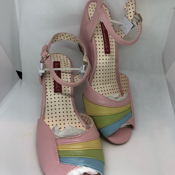 ModCloth B.A.I.T. Open-Toe Pink Rainbow Wedge - Picture 5 of 8
